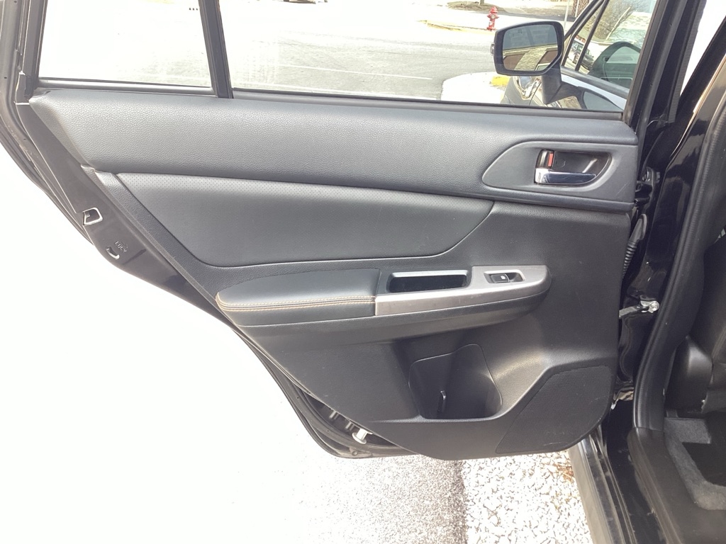 Subaru Crosstrek 2.0i Limited PZEV CVT 2017