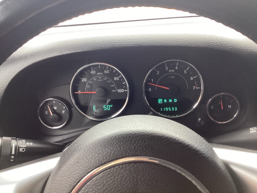 Jeep Wrangler Sahara 4WD 2012