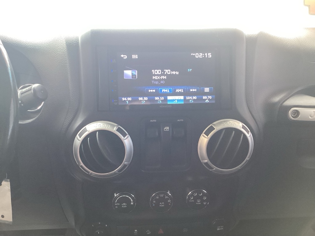 Jeep Wrangler Sahara 4WD 2012