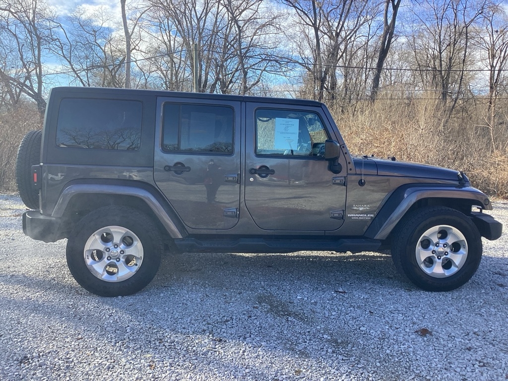 Jeep Wrangler Unlimited Sahara 4WD 2014