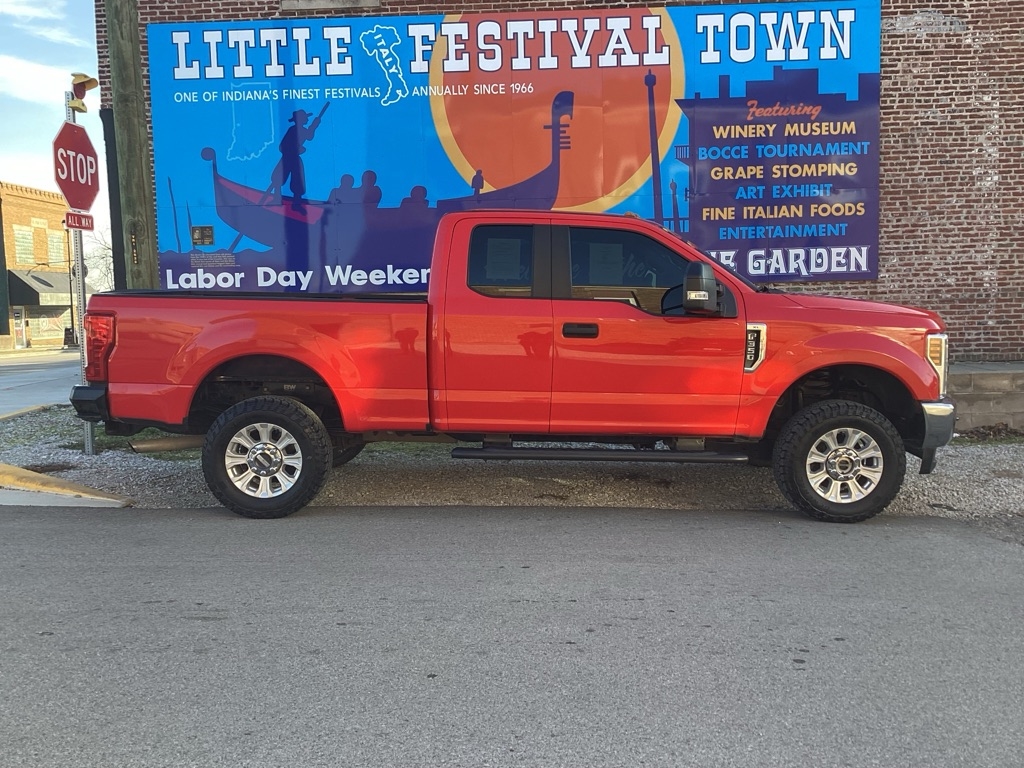 Ford F-350 SD XL SuperCab 4WD 2018