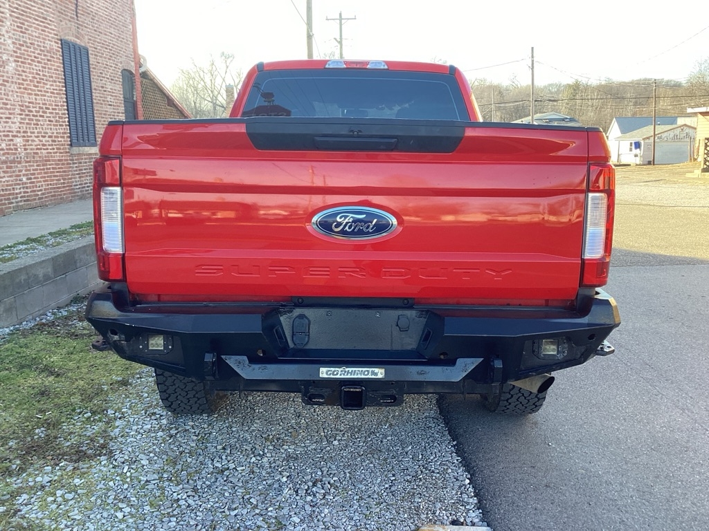 Ford F-350 SD XL SuperCab 4WD 2018