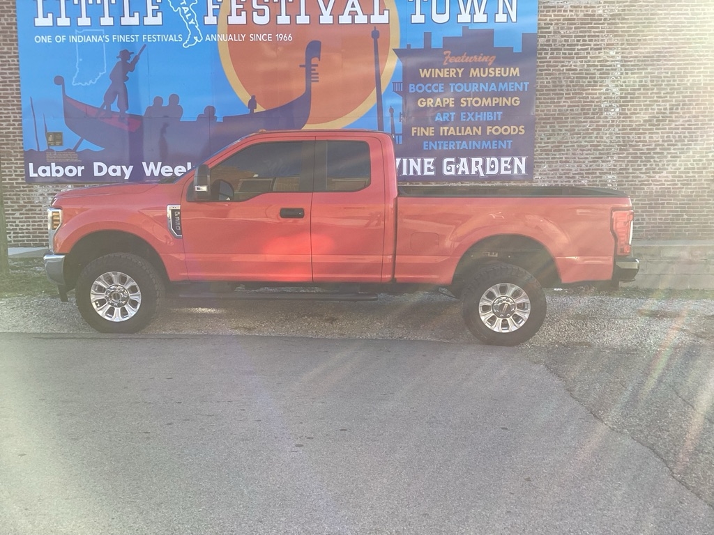 Ford F-350 SD XL SuperCab 4WD 2018