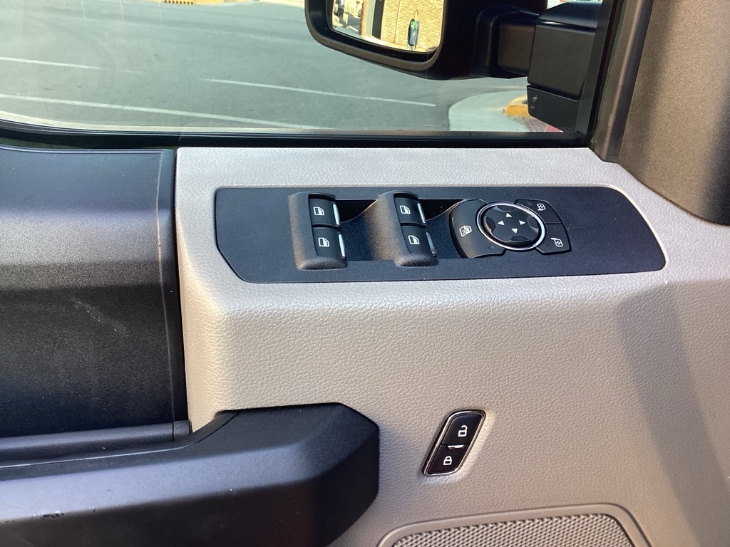 Ford F-350 SD XL SuperCab 4WD 2018