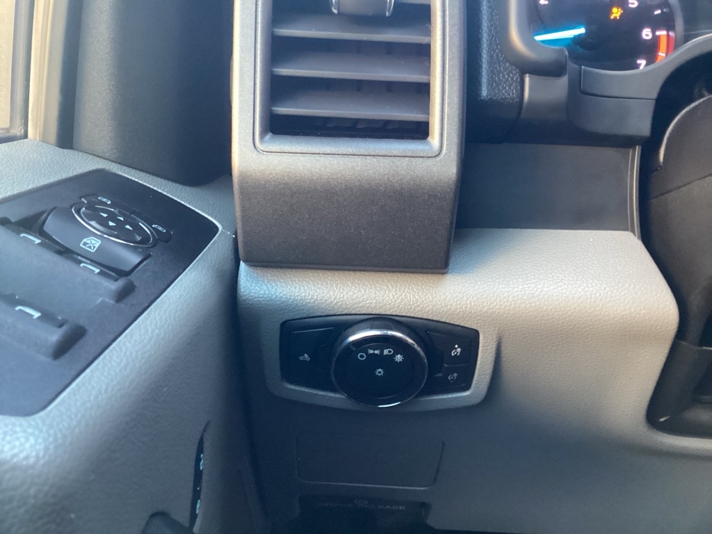 Ford F-350 SD XL SuperCab 4WD 2018