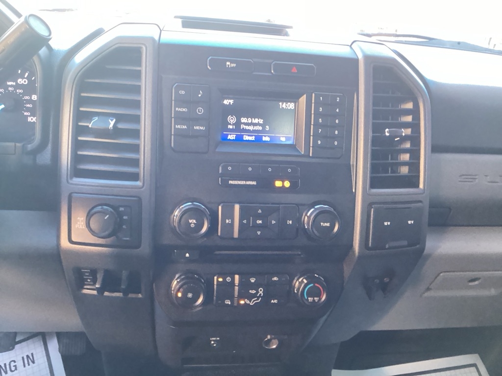 Ford F-350 SD XL SuperCab 4WD 2018