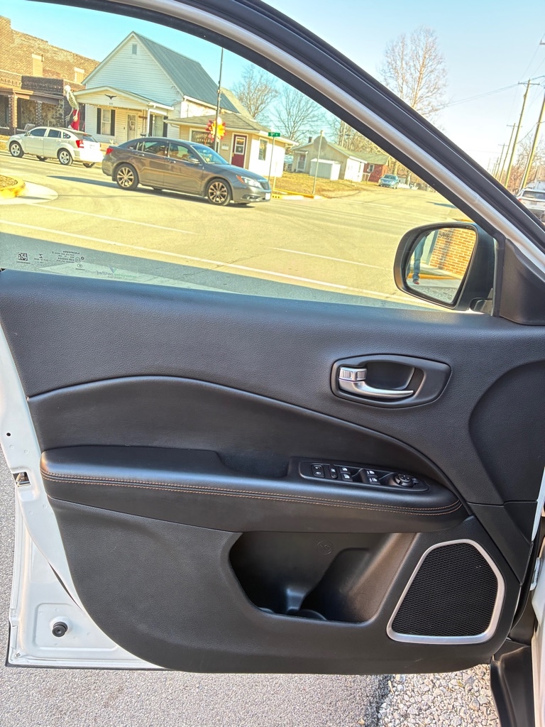 Jeep Compass Limited FWD 2020