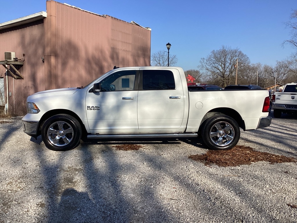 RAM 1500 SLT Crew Cab SWB 4WD 2018