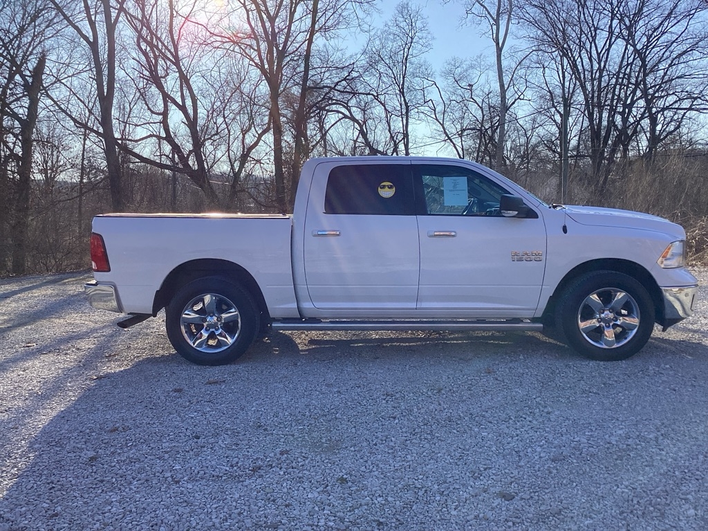RAM 1500 SLT Crew Cab SWB 4WD 2018