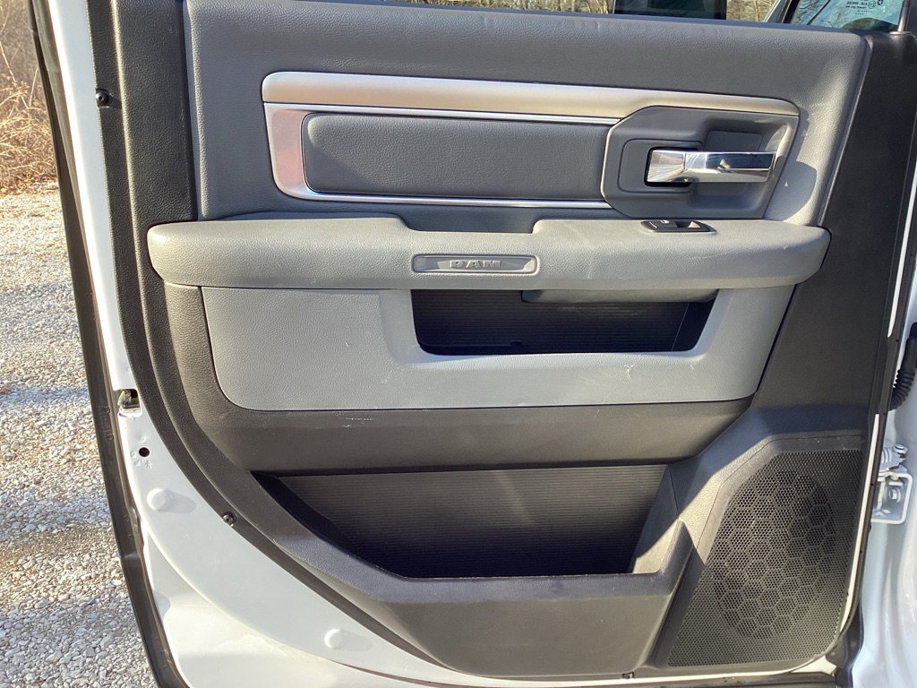 RAM 1500 SLT Crew Cab SWB 4WD 2018