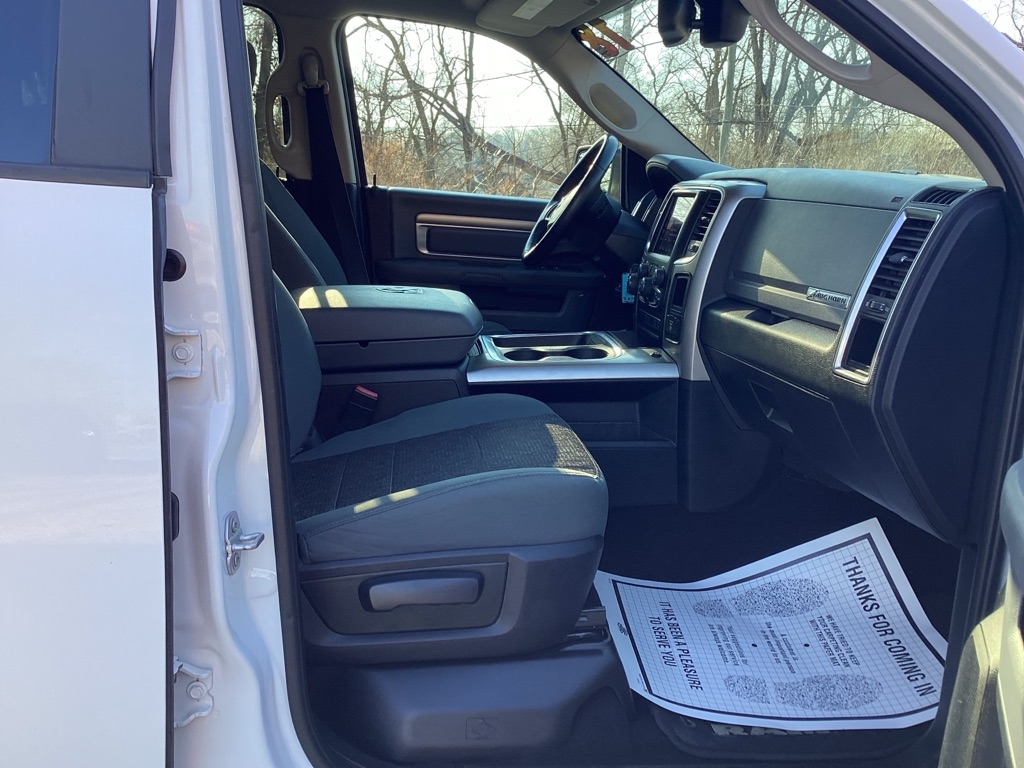 RAM 1500 SLT Crew Cab SWB 4WD 2018