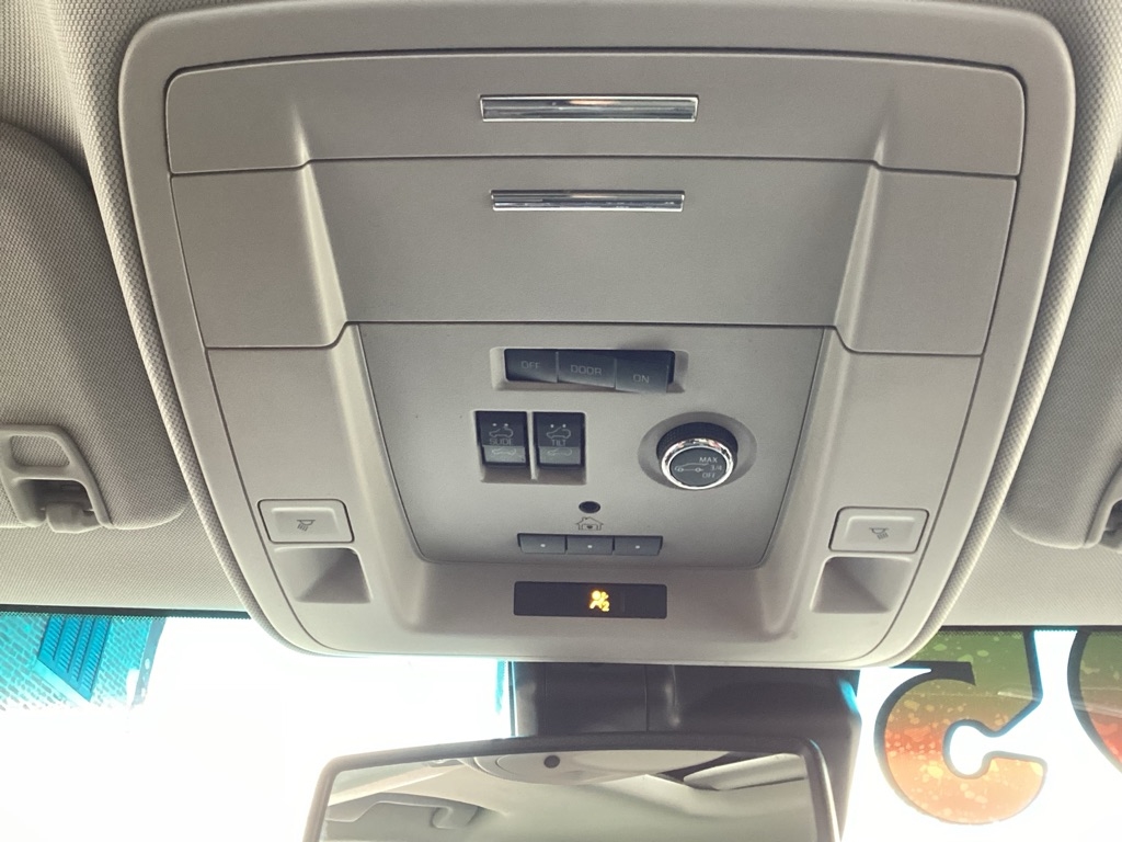 Chevrolet Suburban LT 4WD 2019