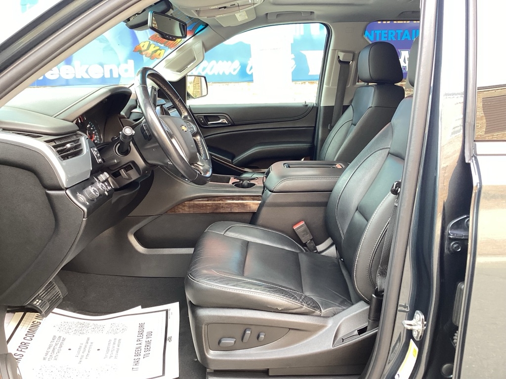 Chevrolet Suburban LT 4WD 2019