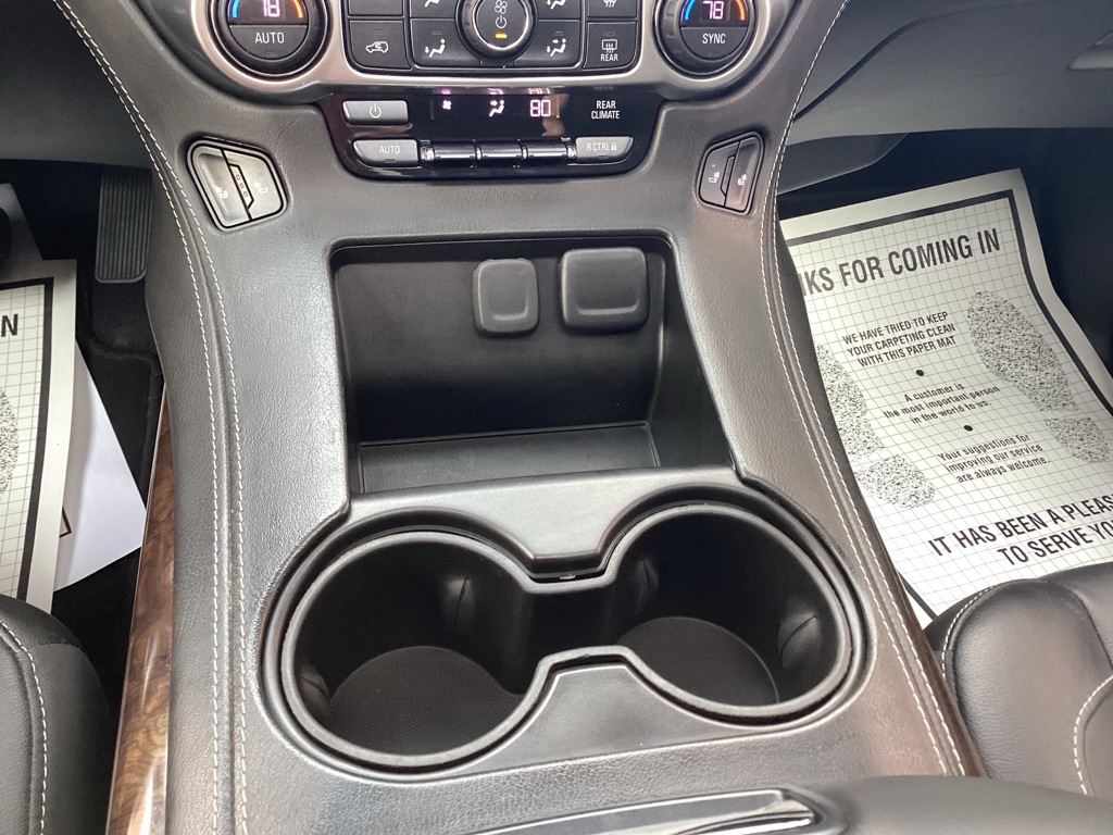 Chevrolet Suburban LT 4WD 2019