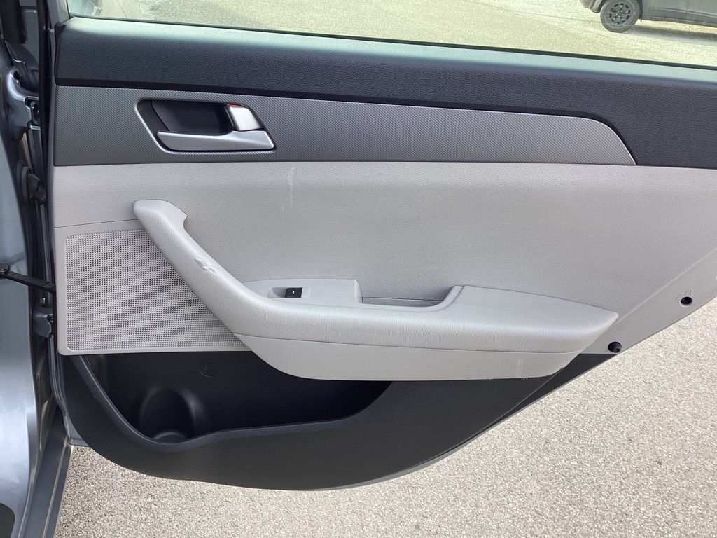 Hyundai Sonata SE 2015