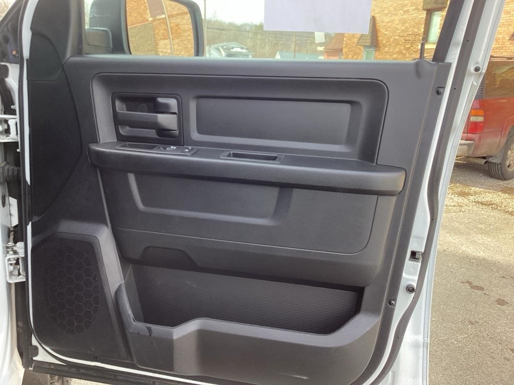 RAM 1500 Classic Tradesman Quad Cab 4WD 2019