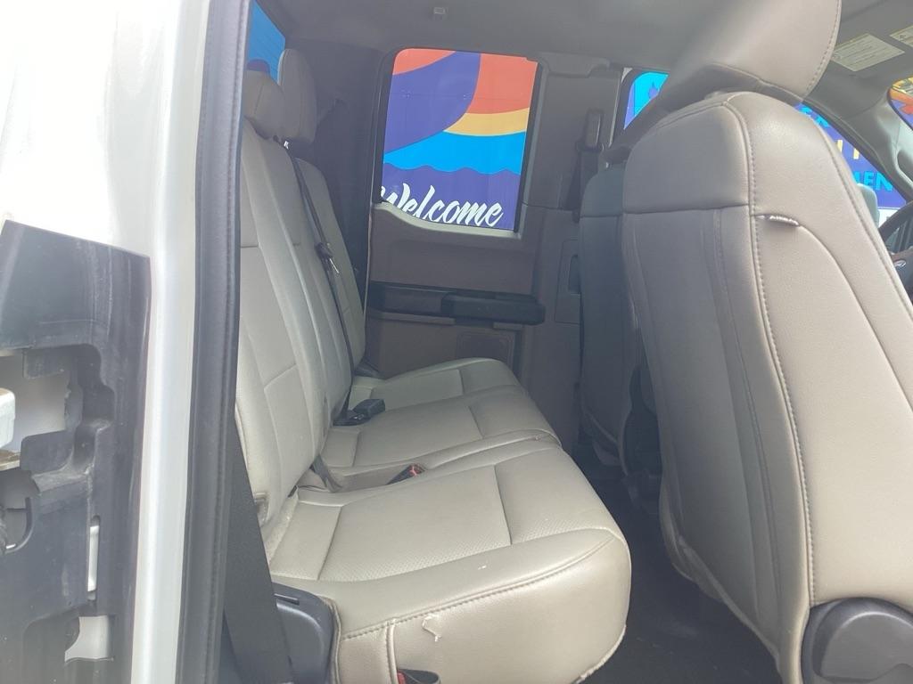 Ford F-350 SD XL SuperCab 4WD 2022