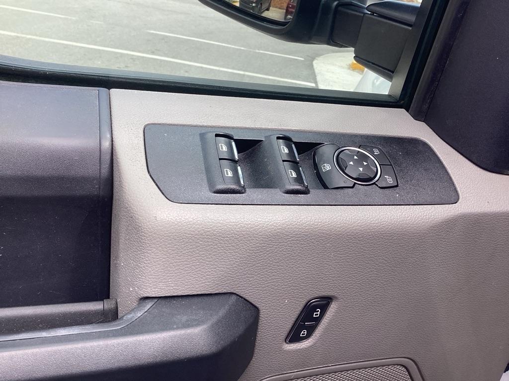 Ford F-350 SD XL SuperCab 4WD 2022