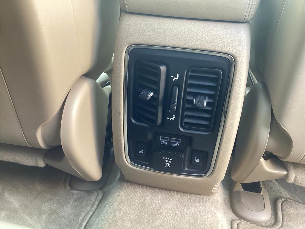 Jeep Grand Cherokee Overland 4WD 2015