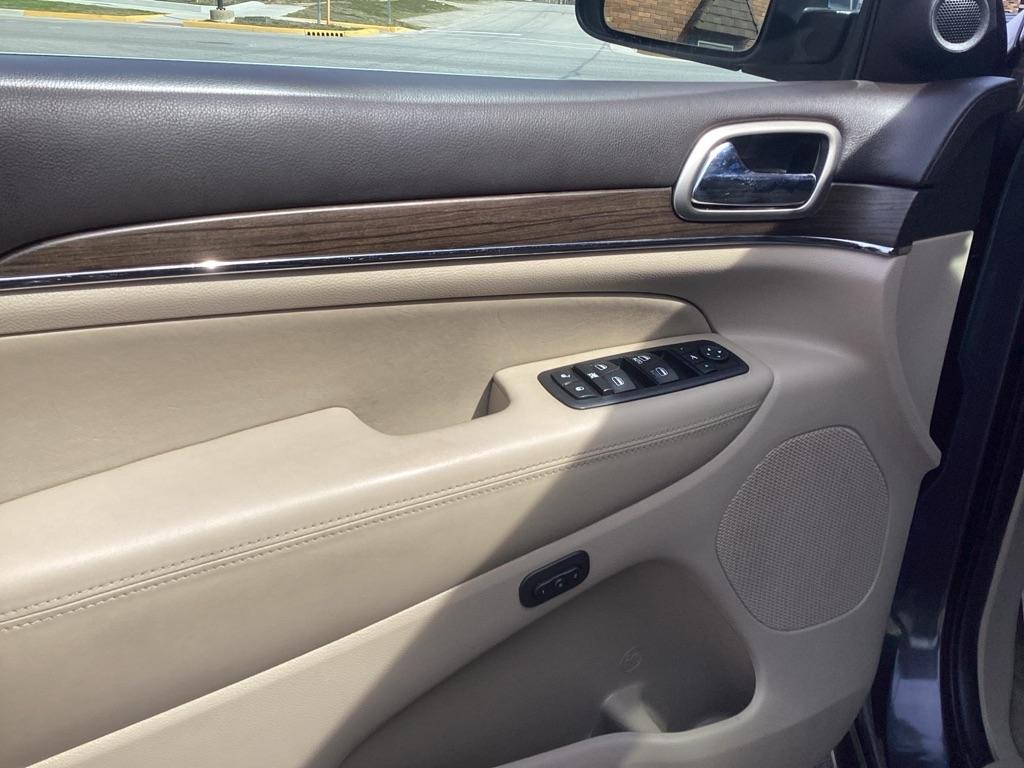 Jeep Grand Cherokee Overland 4WD 2015