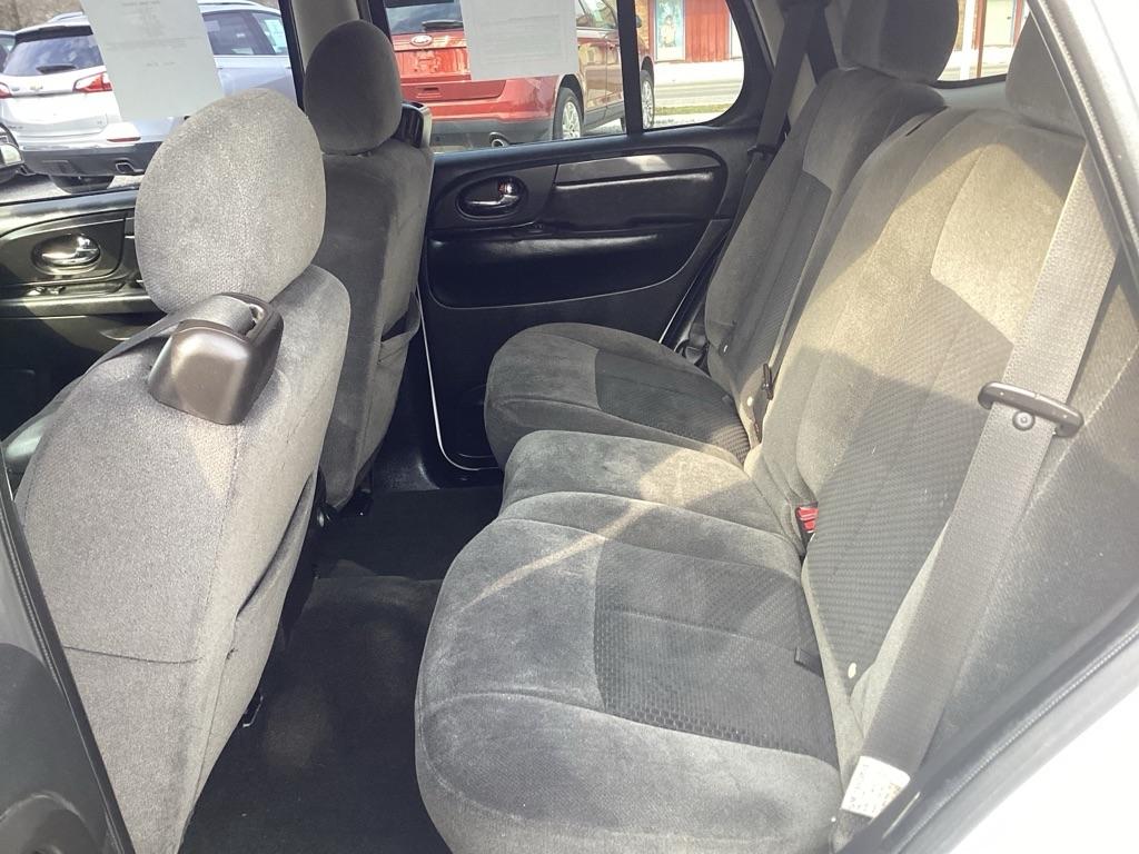 GMC Envoy SLE-1 4WD 2007