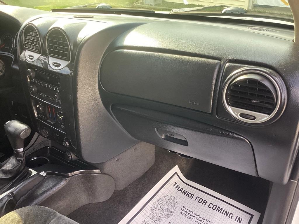 GMC Envoy SLE-1 4WD 2007