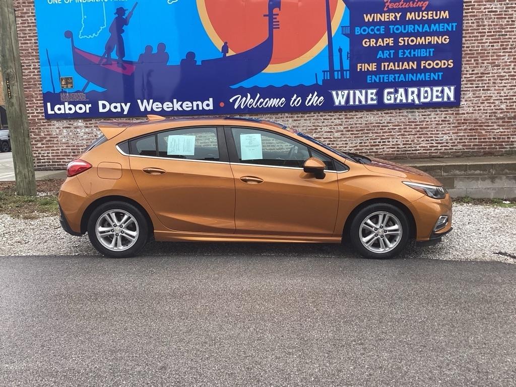 Chevrolet Cruze LT Auto Hatchback 2017