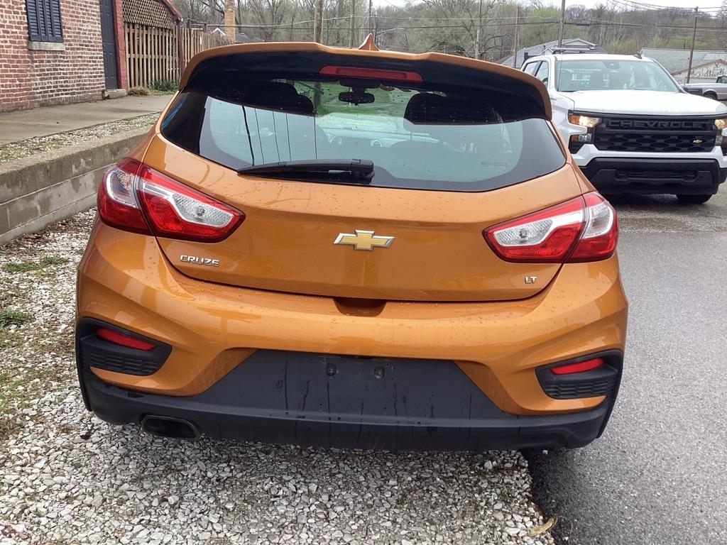 Chevrolet Cruze LT Auto Hatchback 2017