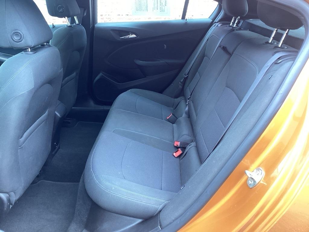 Chevrolet Cruze LT Auto Hatchback 2017