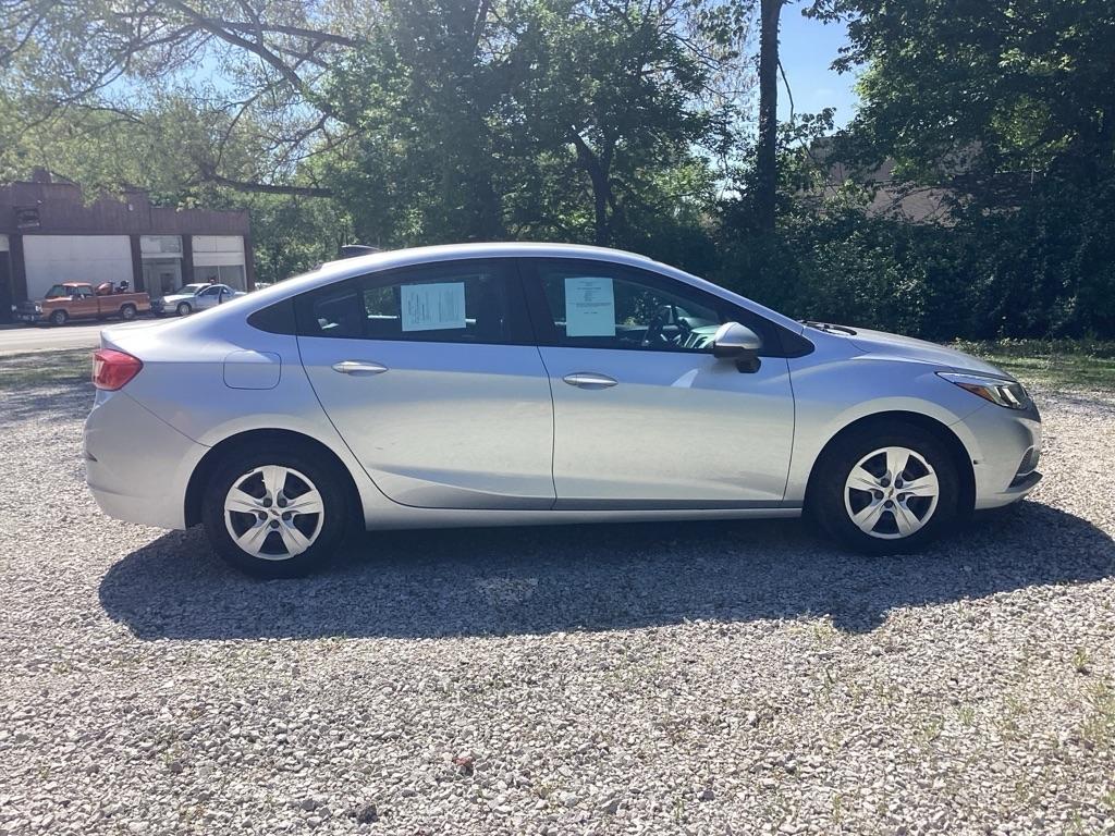 Chevrolet Cruze LS Auto 2017