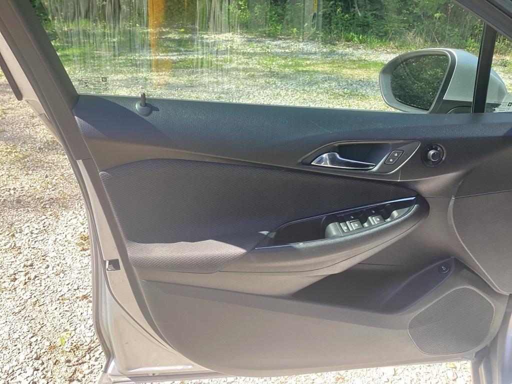 Chevrolet Cruze LS Auto 2017