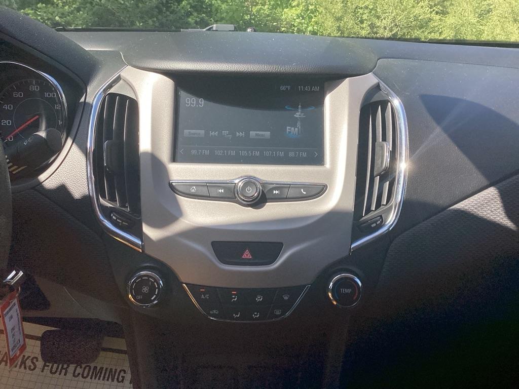 Chevrolet Cruze LS Auto 2017