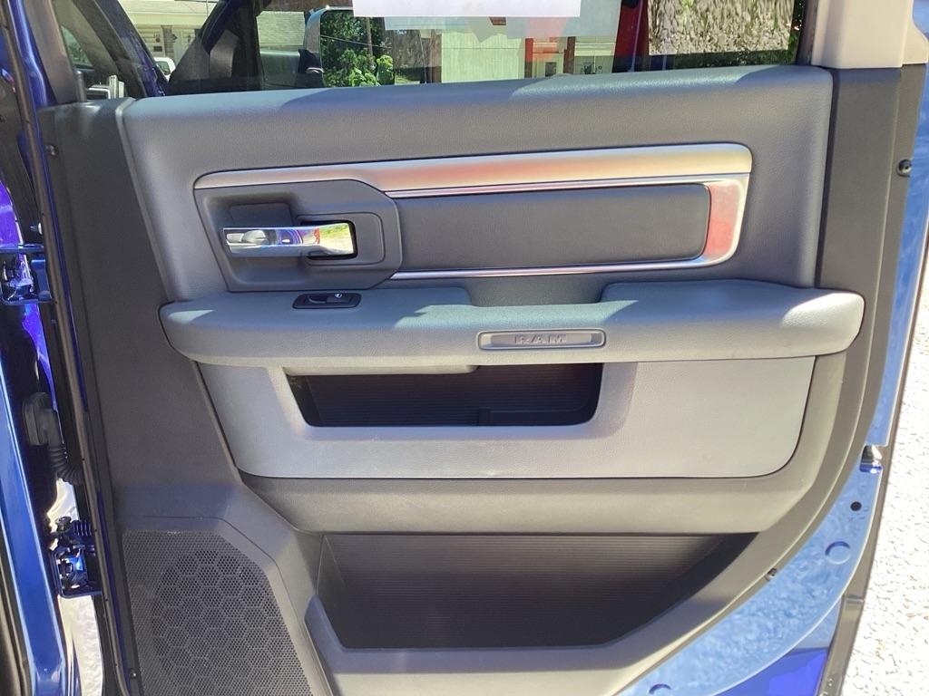 RAM 2500 SLT Crew Cab SWB 4WD 2018