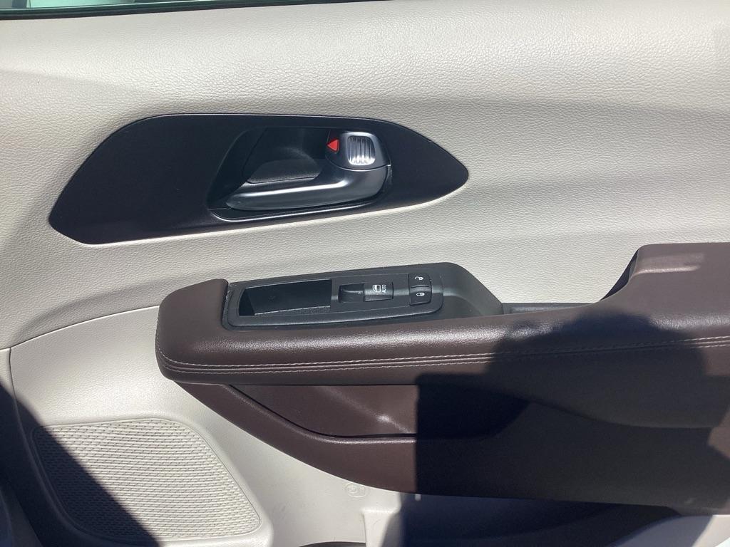 Chrysler Pacifica Touring-L 2020