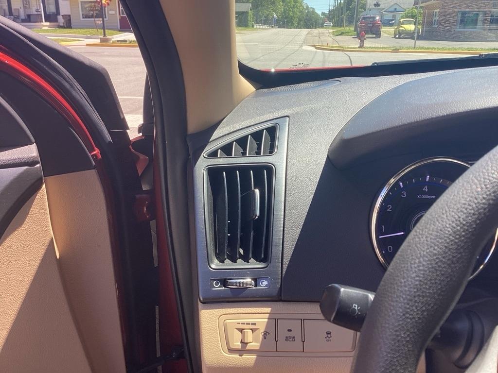 Hyundai Sonata GLS Auto 2012