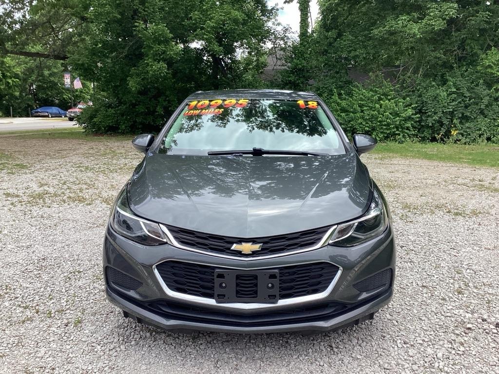 2018 Chevrolet Cruze LT Hatchback Auto's photo