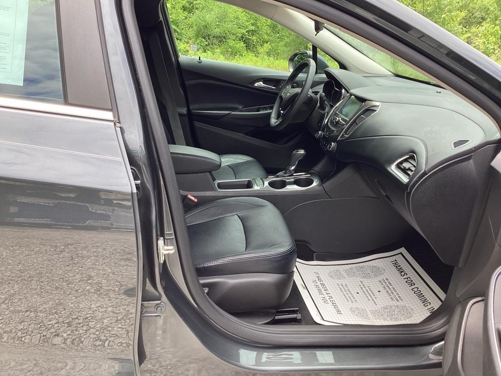 Chevrolet Cruze LT Auto Hatchback 2018