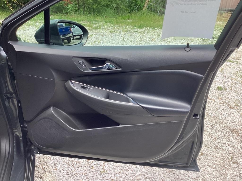 Chevrolet Cruze LT Auto Hatchback 2018