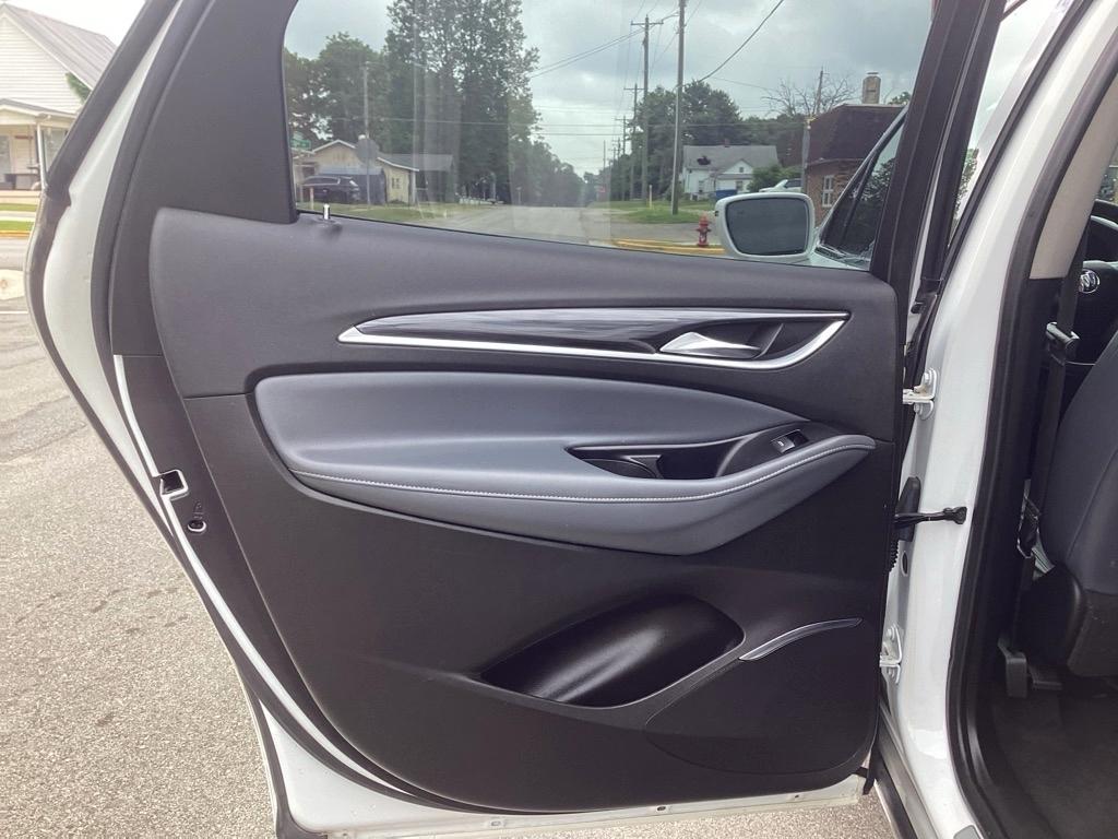 Buick Enclave Essence FWD 2020