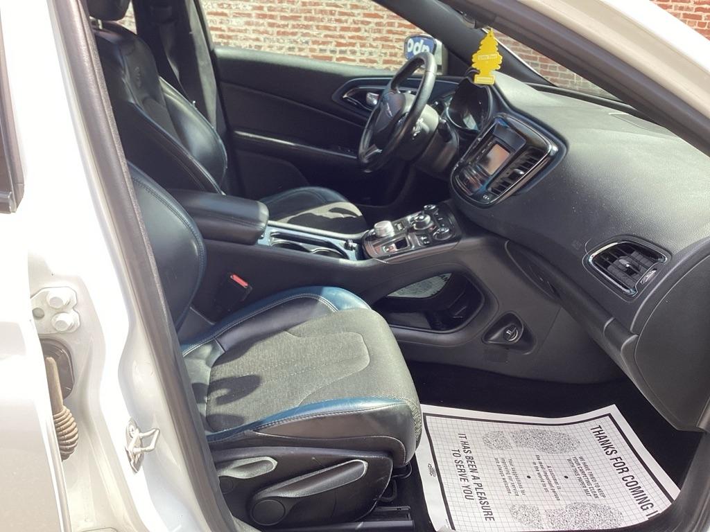 Chrysler 200 S 2016
