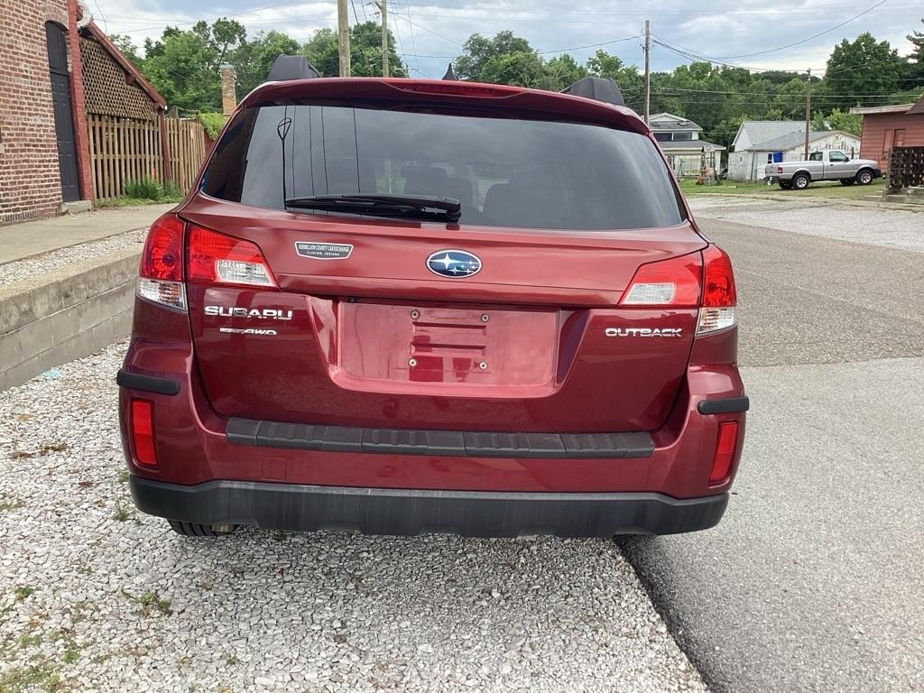 Subaru Outback 2.5i Limited 2011