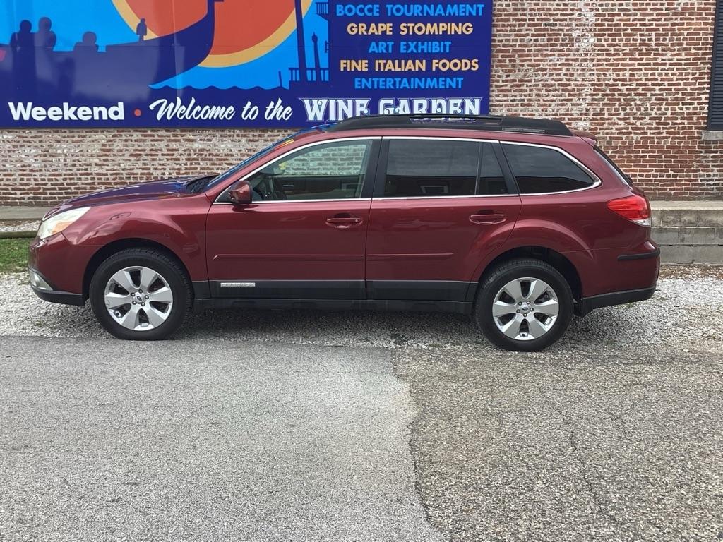 Subaru Outback 2.5i Limited 2011