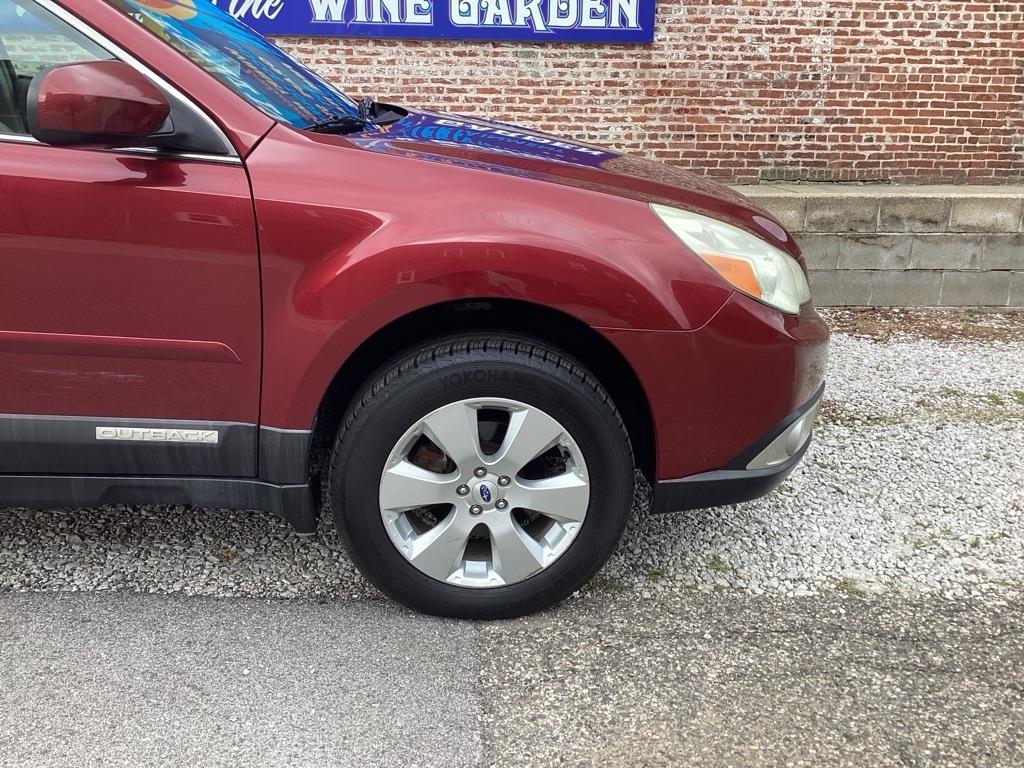 Subaru Outback 2.5i Limited 2011