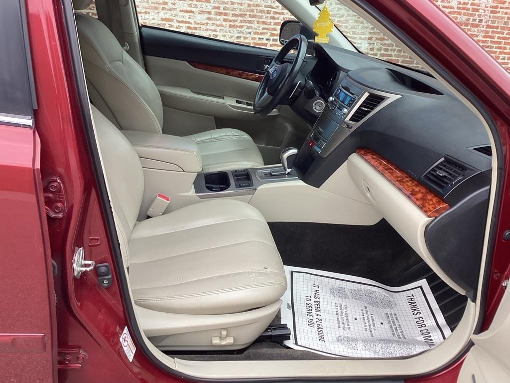 Subaru Outback 2.5i Limited 2011