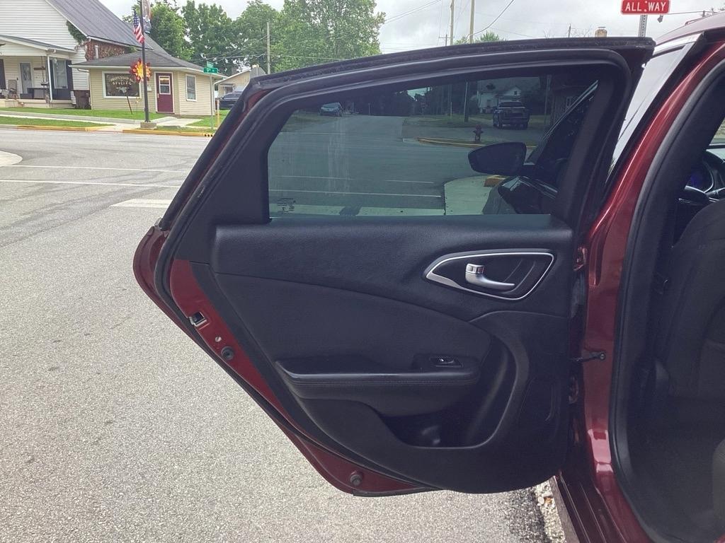 Chrysler 200 Limited 2015