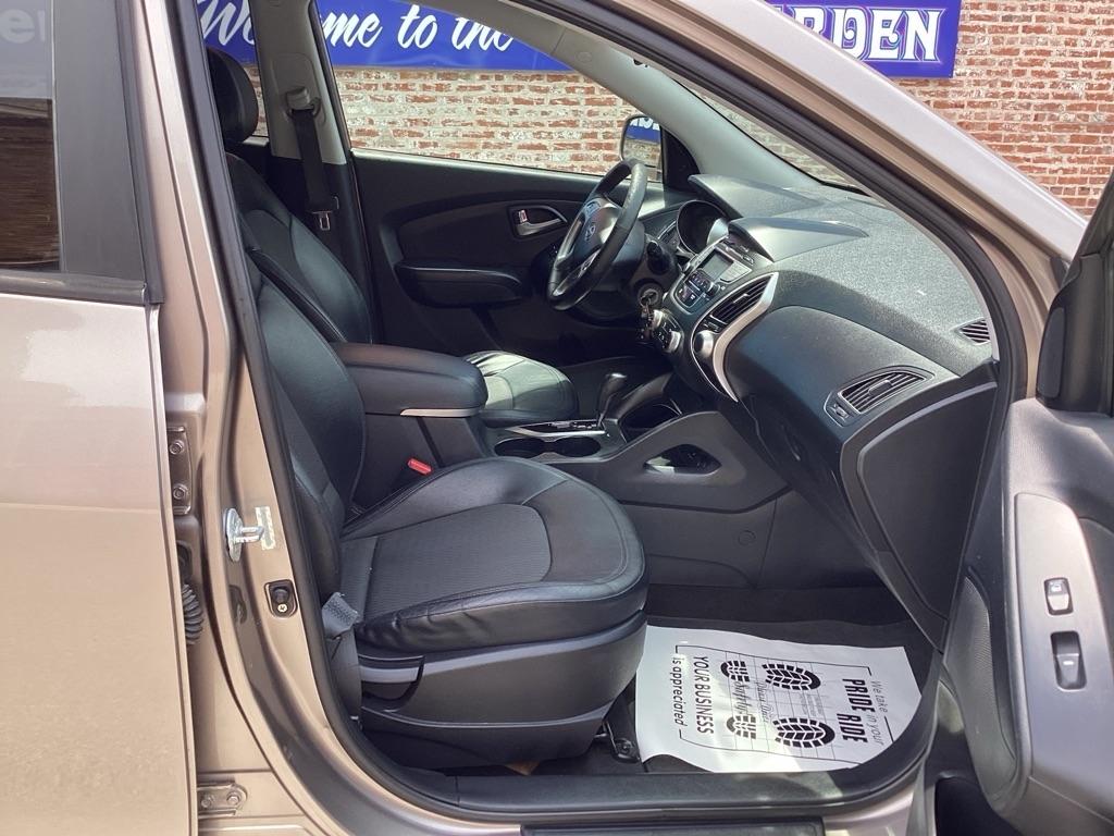 Hyundai Tucson GL Auto FWD 2012