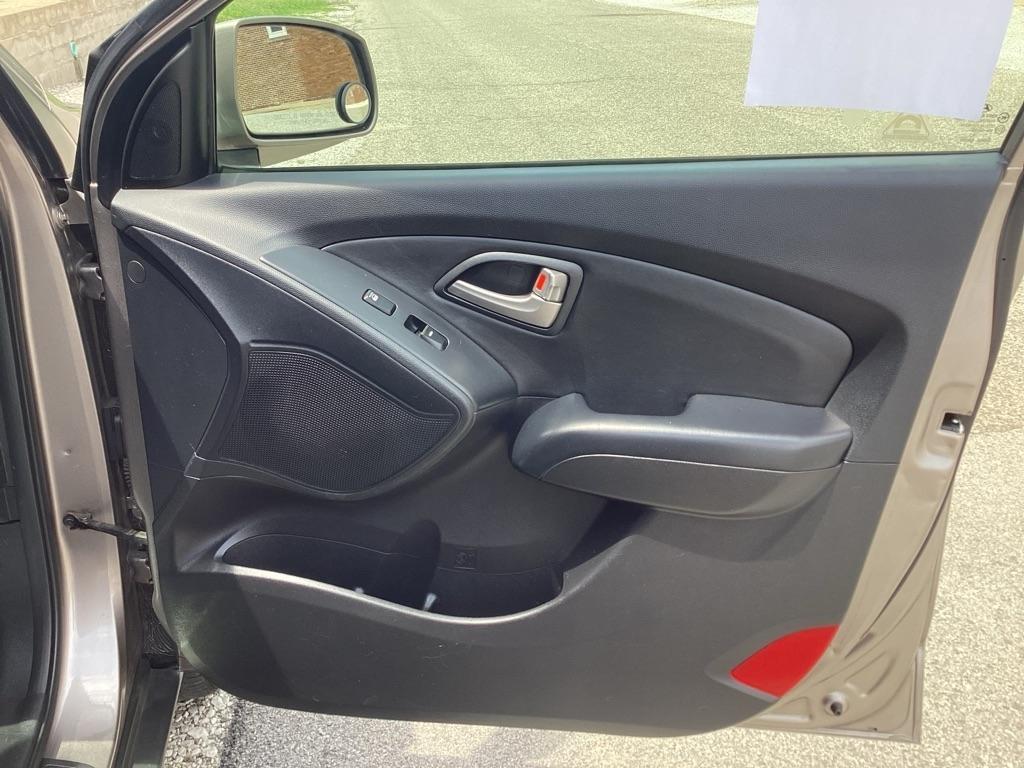 Hyundai Tucson GL Auto FWD 2012