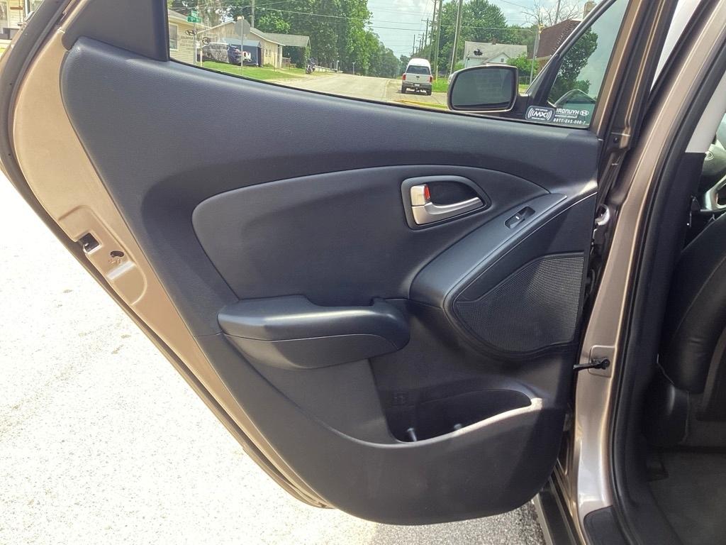 Hyundai Tucson GL Auto FWD 2012