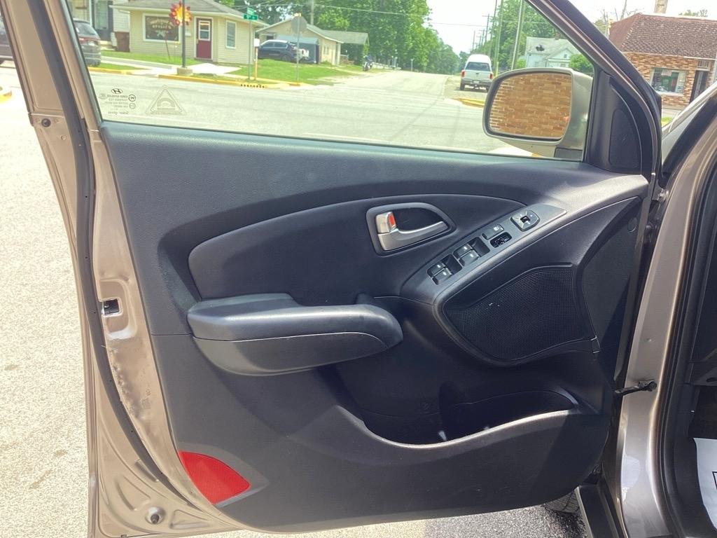 Hyundai Tucson GL Auto FWD 2012