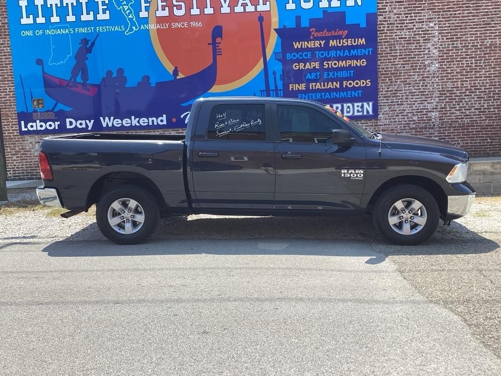 RAM 1500 Classic Tradesman Crew Cab SWB 4WD 2021